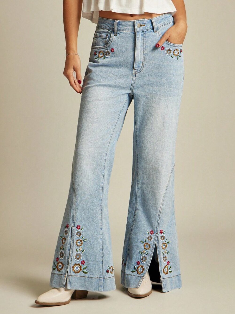 Light Wash Casual Women's High Rise Floral Embroidered Flare Leg Denim Jeans - Picture 3 of 6